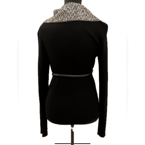 Linea Domani Mixed Media Sweater Jacket with Snap and belt. - Picture 3 of 8